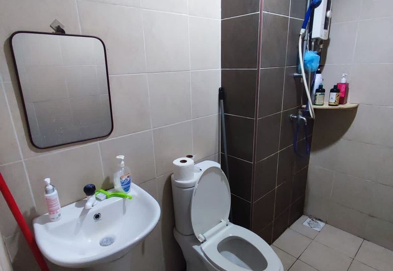 Golden Sands Seaview Residence