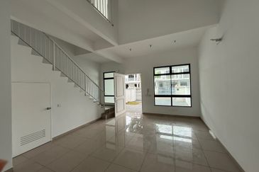 Full loan rm1k downpayment Eco Tropics 2-sty terrace for SALE