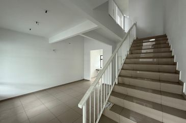 Full loan rm1k downpayment Eco Tropics 2-sty terrace for SALE