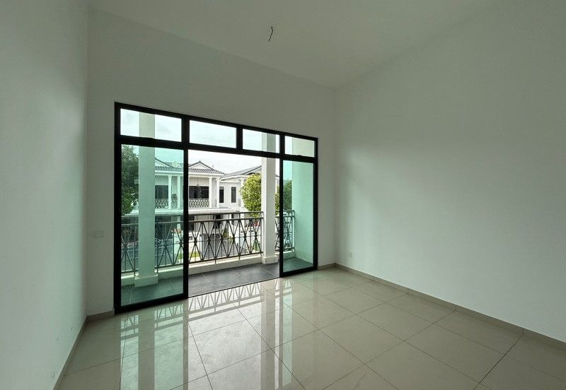 Full loan rm1k downpayment Eco Tropics 2-sty terrace for SALE