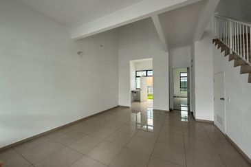 Full loan rm1k downpayment Eco Tropics 2-sty terrace for SALE