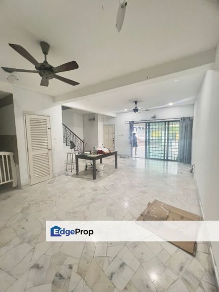 Permas Jaya rare 2sty terrace house for sale, Johor, Permas Jaya/Senibong