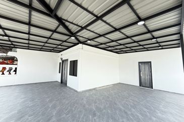 Skudai Damai Jaya 2Sty low cost corner for sale