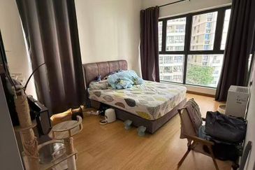 Baypoint @ Country Garden Danga Bay