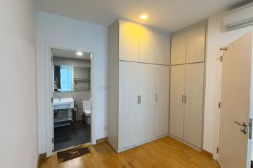 Teega Suites @ Puteri Harbour