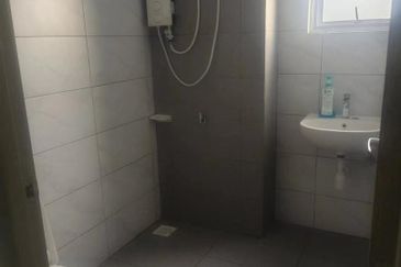 SKS Habitat Apartment, Larkin