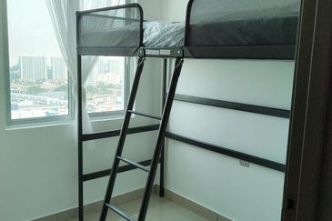 SKS Habitat Apartment, Larkin