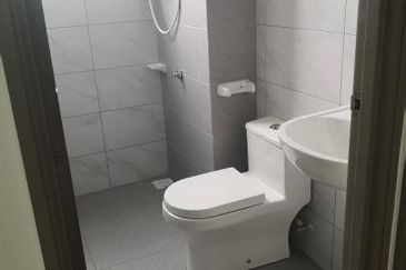 SKS Habitat Apartment, Larkin