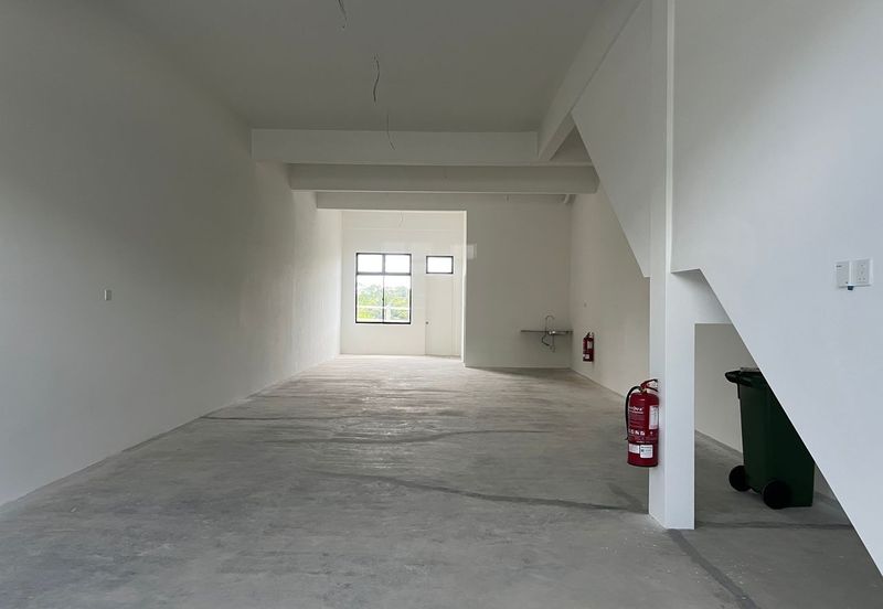 2-sty shop lot for rent@ Kaze Hills