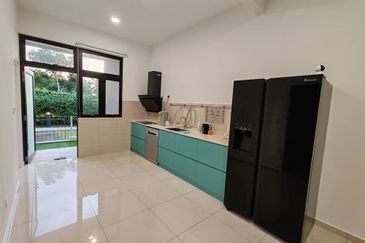 Sunway Citrine Lakehomes