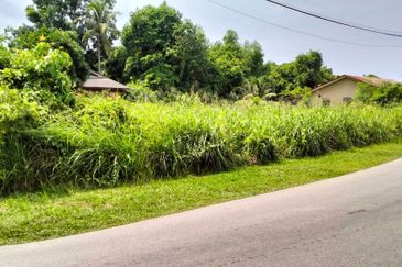 3 LOT TANAH PERUMAHAN UNTUK DIJUAL DI JALAN SRI JAYA, KAMPUNG PENGKALAN PANDAN, KEMAMAN, TERENGGANU