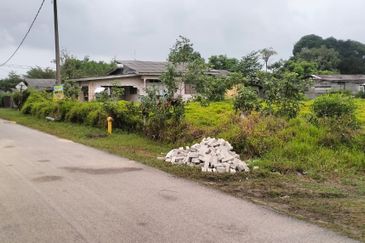 TANAH LOT PERUMAHAN UNTUK DIJUAL DI LORONG SEROJA 2, KEMASIK, KEMAMAN, TERENGGANU