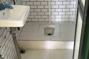 2 UNIT RUMAH SEMI D UNTUK DIJUAL DI JALAN LAMA KIJAL (TELUK KALONG - TITIAN BERAYONG), KIJAL, KEMAMAN, TERENGGANU