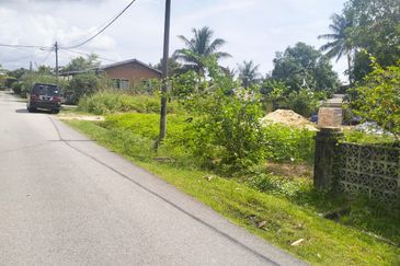 2 LOT TANAH SEMI D (CORNER LOT) UNTUK DIJUAL DI JALAN JASA, KAMPUNG KUBANG KURUS, (BELAKANG SURAU KUBANG KURUS), CHUKAI, KEMAMAN, TERENGGANU