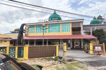 6 LOT TANAH PERUMAHAN UNTUK DIJUAL DI JALAN CIKGU KARIM, KUALA BERANG, TERENGGANU