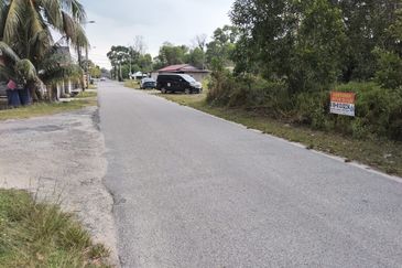 TANAH LOT PERUMAHAN UNTUK DIJUAL DI BERHADAPAN TAMAN NABILA, KAMPUNG BARU, KERTEH, KEMAMAN, TERENGGANU