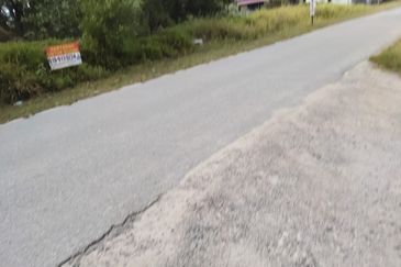 TANAH LOT PERUMAHAN UNTUK DIJUAL DI BERHADAPAN TAMAN NABILA, KAMPUNG BARU, KERTEH, KEMAMAN, TERENGGANU