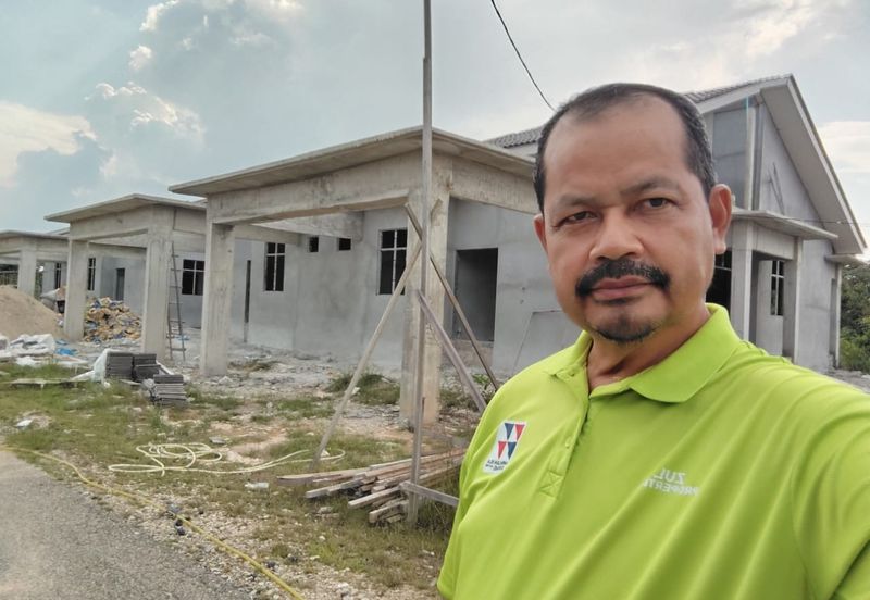 4 UNIT RUMAH SEMI D UNTUK DIJUAL DI SEBELAH TAMAN SRI BAYU, TAMAN MUNAWARRAH, BATU 3, BINJAI, KEMAMAN, TERENGGANU