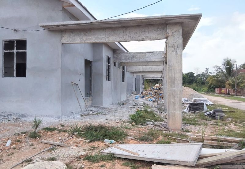 4 UNIT RUMAH SEMI D UNTUK DIJUAL DI SEBELAH TAMAN SRI BAYU, TAMAN MUNAWARRAH, BATU 3, BINJAI, KEMAMAN, TERENGGANU