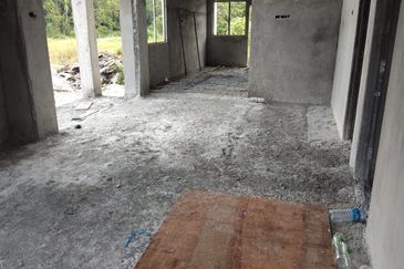 4 UNIT RUMAH SEMI D UNTUK DIJUAL DI SEBELAH TAMAN SRI BAYU, TAMAN MUNAWARRAH, BATU 3, BINJAI, KEMAMAN, TERENGGANU