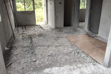 4 UNIT RUMAH SEMI D UNTUK DIJUAL DI SEBELAH TAMAN SRI BAYU, TAMAN MUNAWARRAH, BATU 3, BINJAI, KEMAMAN, TERENGGANU