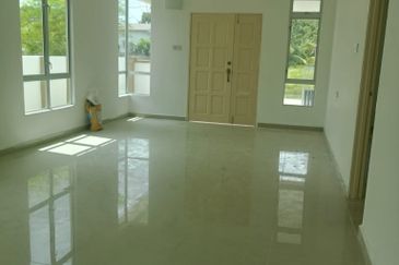 4 UNIT SEMI D UNTUK DIJUAL DI JALAN MELOR 2, KEMASIK, KEMAMAN, TERENGGANU