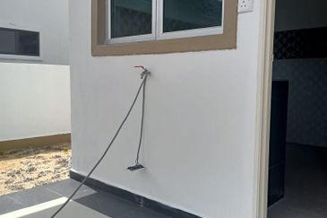 4 UNIT SEMI D UNTUK DIJUAL DI JALAN MELOR 2, KEMASIK, KEMAMAN, TERENGGANU
