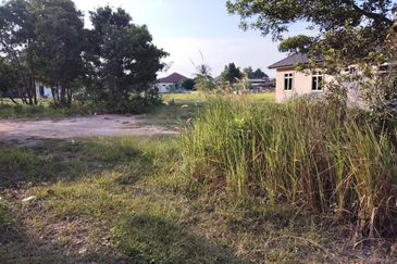 TANAH LOT PERUMAHAN UNTUK DIJUAL DI R.T.T. GONG CHENGAL, KEMASIK, KEMAMAN, TERENGGANU