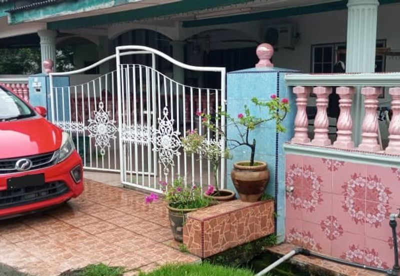 RUMAH SEMI D UNTUK DIJUAL DI TAMAN SERI INDERAPURA, KUANTAN, PAHANG