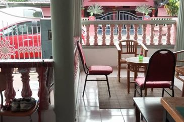 RUMAH SEMI D UNTUK DIJUAL DI TAMAN SERI INDERAPURA, KUANTAN, PAHANG