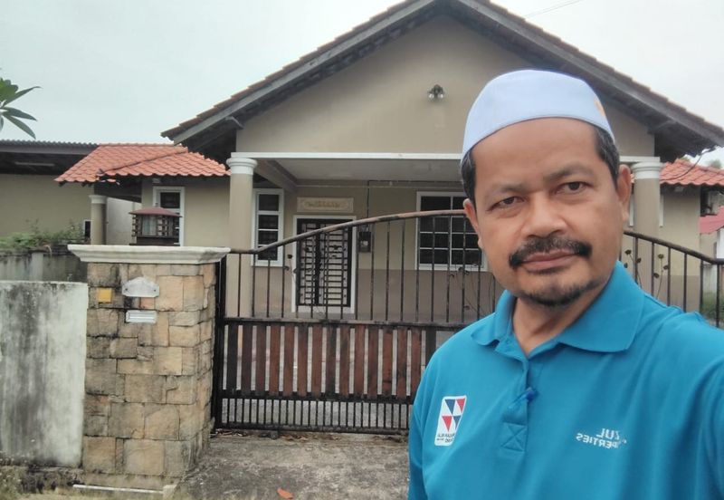 RUMAH BANGLO SETINGKAT UNTUK DIJUAL DI NO. 7635, LORONG SERINDIT 17, MERAGA BERIS,  (BELAKANG RR MERAGA BERIS), KEMAMAN, TERENGGANU