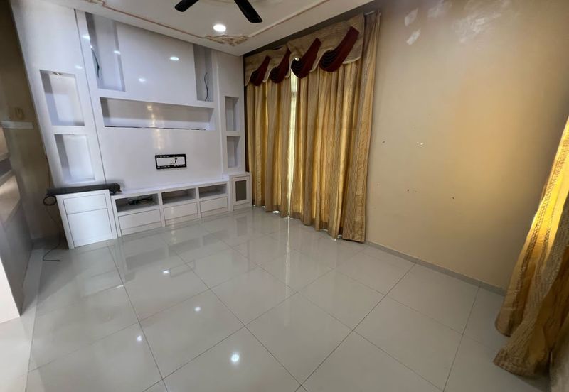 RUMAH BANGLO SETINGKAT UNTUK DIJUAL DI NO. 7635, LORONG SERINDIT 17, MERAGA BERIS,  (BELAKANG RR MERAGA BERIS), KEMAMAN, TERENGGANU