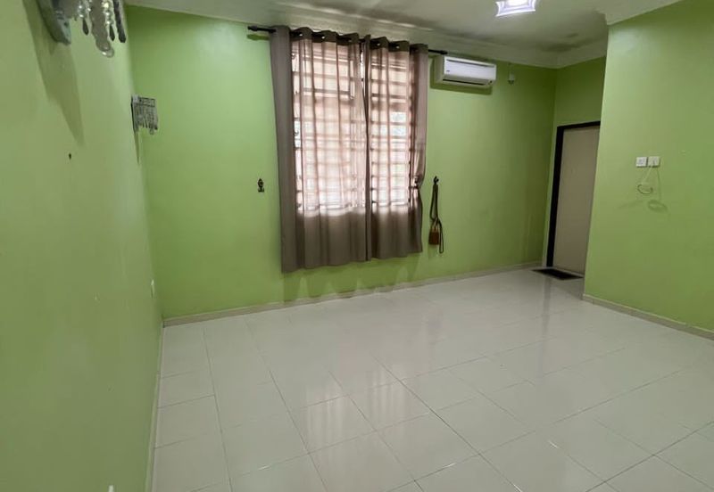 RUMAH BANGLO SETINGKAT UNTUK DIJUAL DI NO. 7635, LORONG SERINDIT 17, MERAGA BERIS,  (BELAKANG RR MERAGA BERIS), KEMAMAN, TERENGGANU