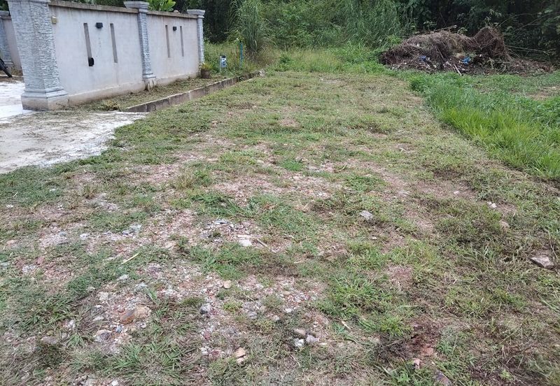 TANAH PERUMAHAN LOT KE-5 UNTUK DIJUAL DI JALAN TANJUNG 4, TAMAN DESA DARUL IMAN, BUKIT KUANG, KEMAMAN, TERENGGANU