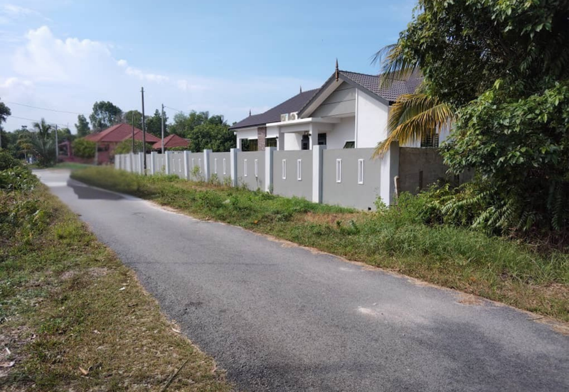 2 LOT TANAH PERUMAHAN UNTUK DIJUAL DI MERAGA BERIS, KIJAL, KEMAMAN, TERENGGANU