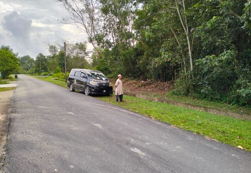 TANAH LOT PERUMAHAN UNTUK DIJUAL DI JALAN HARMONI 2/2, MAK LAGAM, KEMAMAN, TERENGGANU