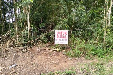 TANAH LOT PERUMAHAN UNTUK DIJUAL DI JALAN HARMONI 2/2, MAK LAGAM, KEMAMAN, TERENGGANU