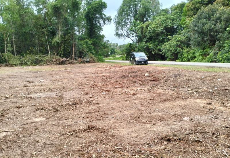 3 LOT TANAH PERUMAHAN UNTUK DIJUAL DI 200 METER DARI TRAFFIC LIGHT BERIS MERAGA KE TITIAN BERAYUN, KIJAL, KEMAMAN, TERENGGANU