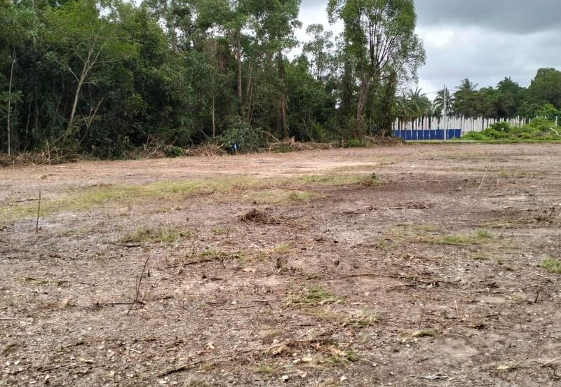 3 LOT TANAH PERUMAHAN UNTUK DIJUAL DI 200 METER DARI TRAFFIC LIGHT BERIS MERAGA KE TITIAN BERAYUN, KIJAL, KEMAMAN, TERENGGANU