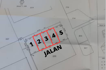 3 LOT TANAH PERUMAHAN UNTUK DIJUAL DI 200 METER DARI TRAFFIC LIGHT BERIS MERAGA KE TITIAN BERAYUN, KIJAL, KEMAMAN, TERENGGANU