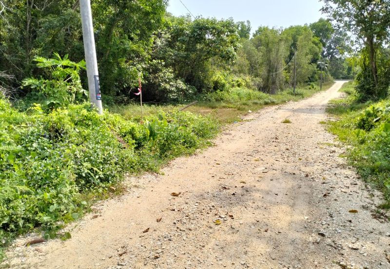 2 LOT TANAH PERUMAHAN UNTUK DIJUAL DI MERAGA BERIS, KIJAL, KEMAMAN, TERENGGANU