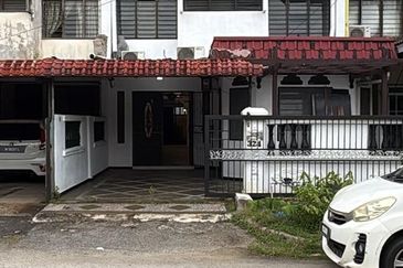 RUMAH TERES 2 TINGKAT UNTUK DIJUAL DI LOT 144, LORONG 4, KEMAMAN, TERENGGANU