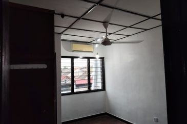 RUMAH TERES 2 TINGKAT UNTUK DIJUAL DI LOT 144, LORONG 4, KEMAMAN, TERENGGANU