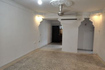 RUMAH TERES 2 TINGKAT UNTUK DIJUAL DI LOT 144, LORONG 4, KEMAMAN, TERENGGANU