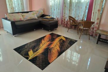 RUMAH SEMI D UNTUK DIJUAL DI NO 15294, TAMAN PENGKALAN PANDAN 2, CHUKAI, KEMAMAN, TERENGGANU