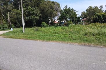 TANAH LOT PERUMAHAN UNTUK DIJUAL DI KAMPUNG DATO IBRAHIM FIKRI, CHUKAI, KEMAMAN, TERENGGANU