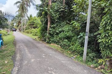 Tanah Lot Perumahan Untuk Dijual di Kampung Payuh, Kemaman, Terengganu