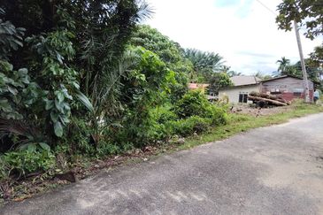 Tanah Lot Perumahan Untuk Dijual di Kampung Payuh, Kemaman, Terengganu