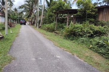 Tanah Lot Perumahan Untuk Dijual di Kampung Payuh, Kemaman, Terengganu