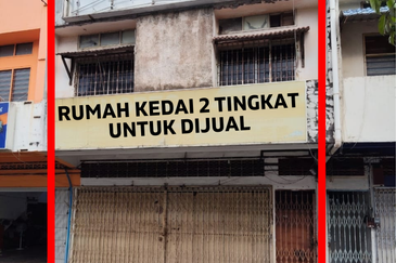 BANGUNA  KEDAI 2 TINGKAT UNTUK DIJUAL DI JALAN CHUKAI KE KSB, BAKAU TINGGI, KEMAMAN, TERENGGANU
